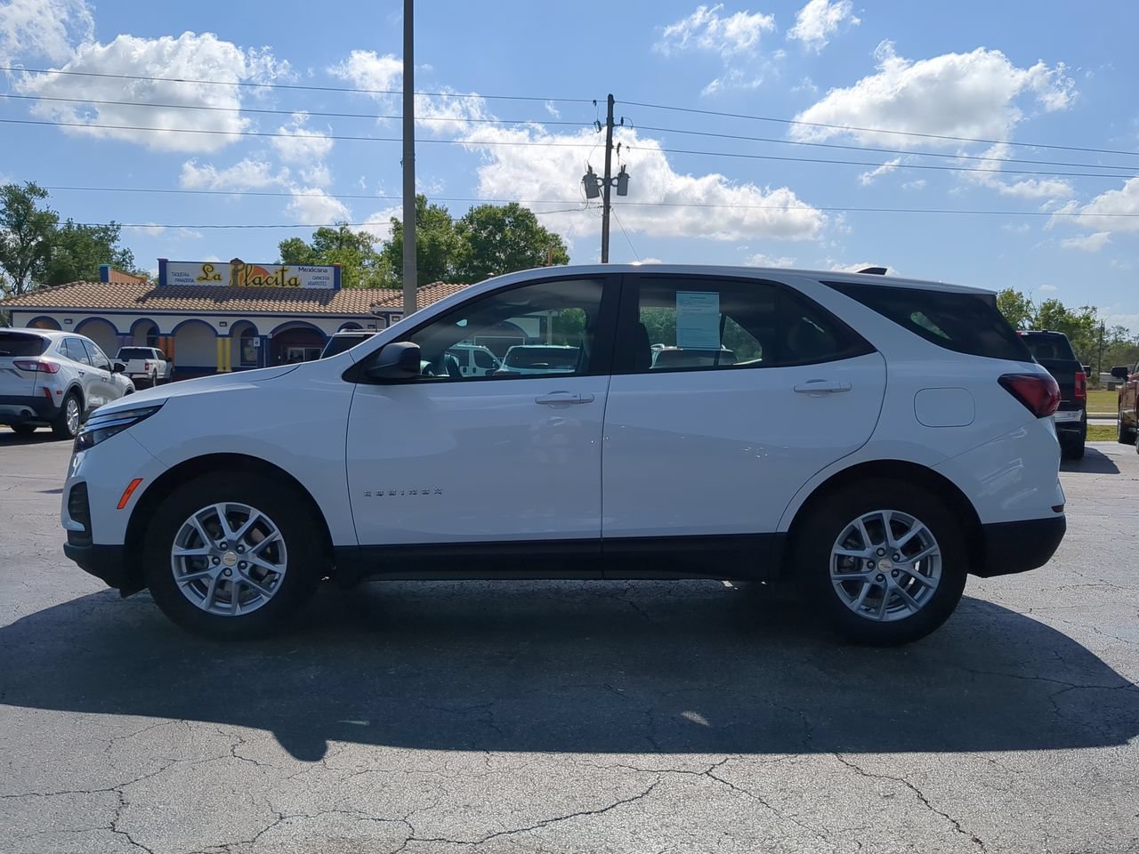 Used 2023 Chevrolet Equinox LS FWD image 7