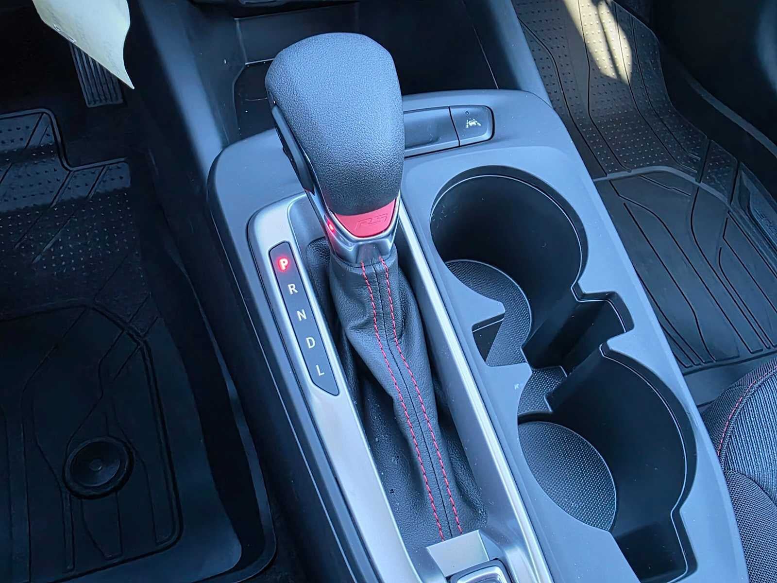 Certified 2026 Chevrolet Trax RS w/ Sunroof Package FWD image 32