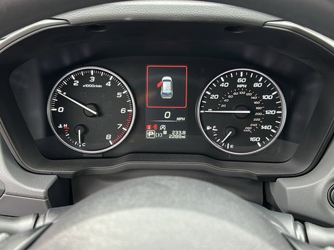 Certified 2025 Subaru Crosstrek 2.0i Premium image 14