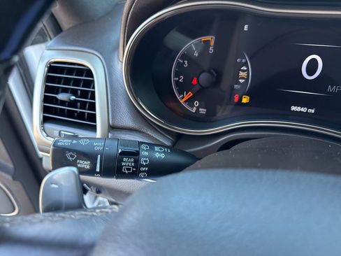 Used 2014 Jeep Grand Cherokee Summit image 18