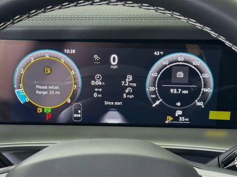 New 2026 Volkswagen Tiguan SE image 13