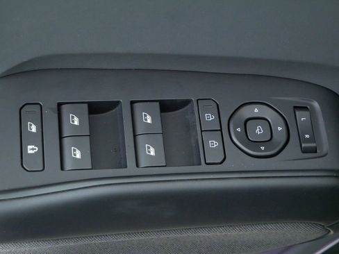 New 2026 Kia EV9 Land image 17