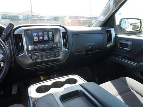 Used 2019 Chevrolet Silverado 1500 LT AWD/4WD image 21