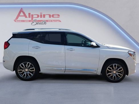 Used 2024 GMC Terrain Denali AWD/4WD image 6