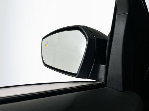 Used 2017 Ford Escape SE w/ Equipment Group 201A image 16