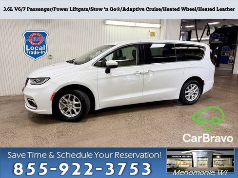 Used 2023 Chrysler Pacifica Touring-L FWD image 1