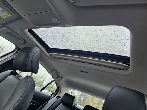 New 2026 MAZDA MAZDA3 2.5 S Preferred image 10