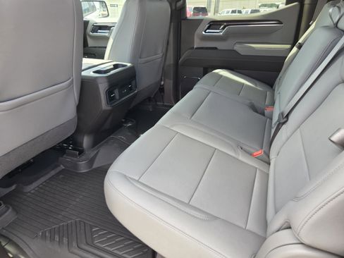 New 2026 Chevrolet Silverado 1500 LT Trail Boss w/ Convenience Package II AWD/4WD image 13