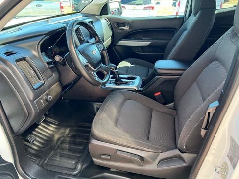 Used 2022 Chevrolet Colorado LT w/ Fleet Safety Package image 9