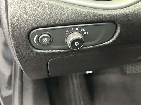Used 2024 Chevrolet Malibu LT FWD image 19