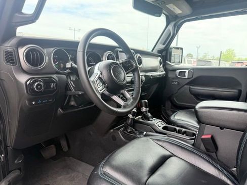 Used 2023 Jeep Wrangler Unlimited Rubicon 4xe w/ Safety Group AWD/4WD image 6