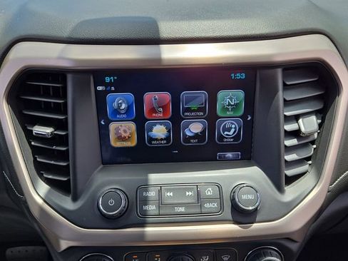 Used 2018 GMC Acadia Denali w/ Technology Package FWD image 20