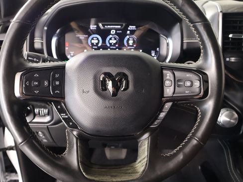 Used 2025 RAM 1500 Limited AWD/4WD image 3