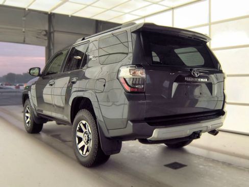 Used 2019 Toyota 4Runner TRD Off-Road Premium AWD/4WD image 5