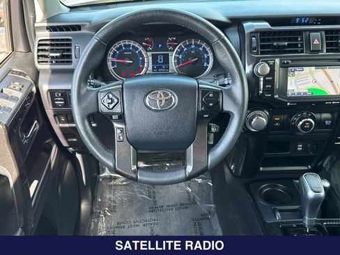 Used 2017 Toyota 4Runner TRD Off-Road Premium AWD/4WD image 15