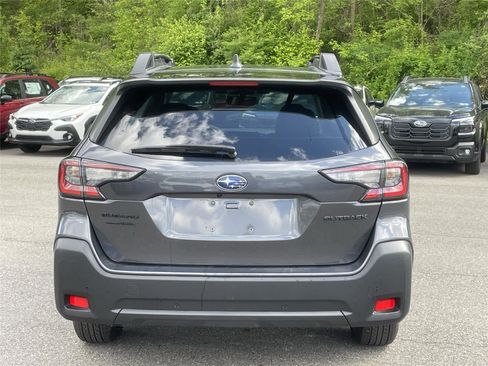 Certified 2025 Subaru Outback Onyx Edition AWD/4WD image 4