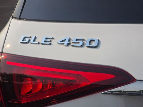 Used 2022 Mercedes-Benz GLE 450 4MATIC image 32