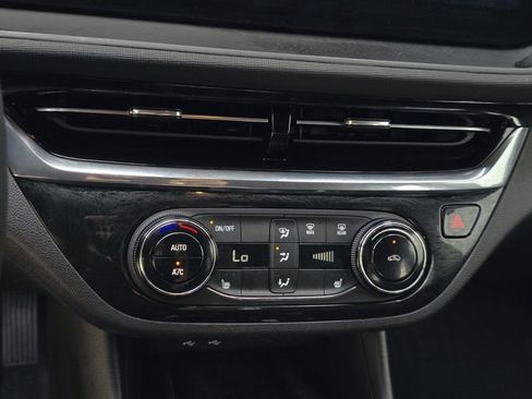 Used 2025 Buick Envista Sport Touring w/ Convenience I Package FWD image 22