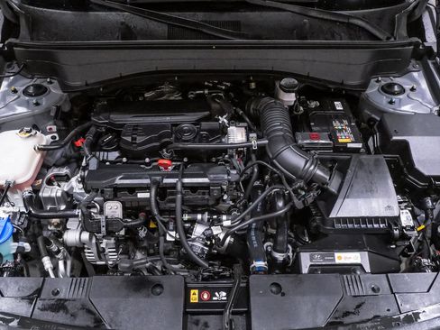 Certified 2024 Hyundai Kona Limited FWD image 32