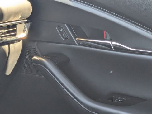 Used 2024 MAZDA CX-30 AWD 2.5 S w/ Preferred Package image 14