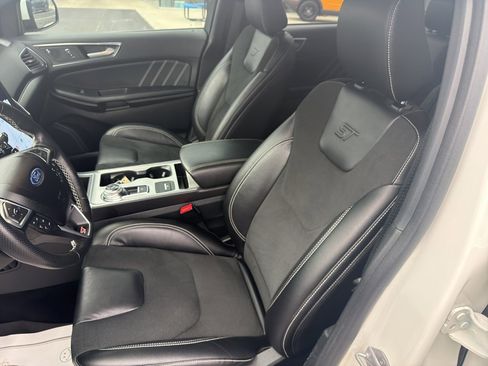 Used 2023 Ford Edge ST image 14