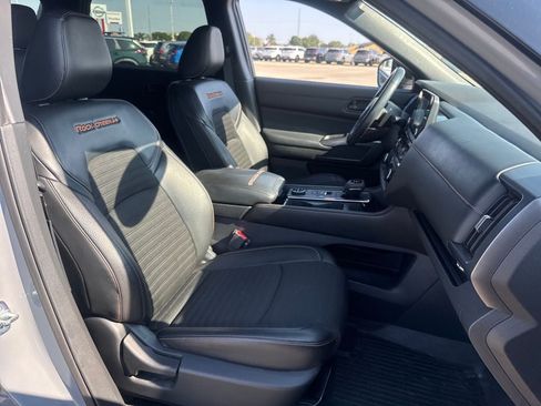 Used 2023 Nissan Pathfinder Rock Creek AWD/4WD image 11