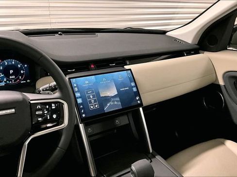Certified 2025 Land Rover Discovery Sport S image 5