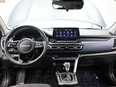 Certified 2023 Kia Seltos Nightfall Edition AWD/4WD image 36