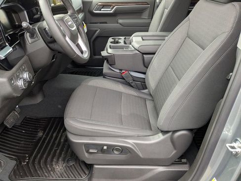 New 2026 GMC Sierra 1500 Elevation image 13