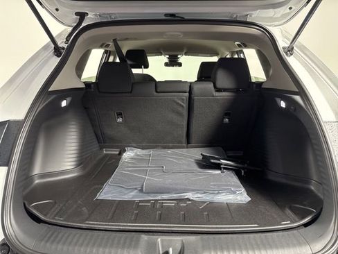 New 2026 Honda HR-V LX image 18
