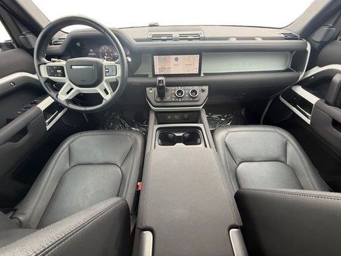 Used 2023 Land Rover Defender 110 SE AWD/4WD image 12