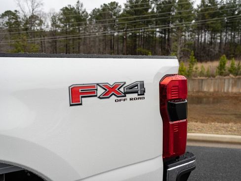 New 2026 Ford F250 Lariat w/ Lariat Ultimate Package image 16