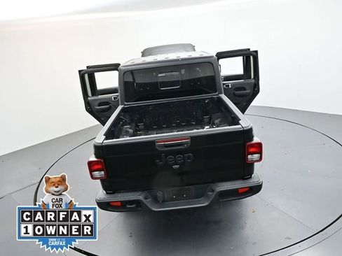 Used 2023 Jeep Gladiator Sport image 41