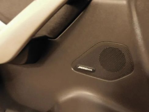 Used 2017 Jaguar F-PACE Prestige image 32