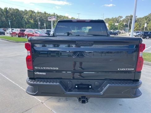 New 2026 Chevrolet Silverado 1500 Custom w/ LPO, Dark Essentials Package image 6