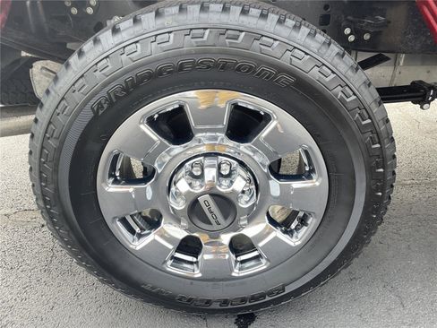 Used 2026 Ford F250 Lariat w/ Lariat Premium Package AWD/4WD image 14