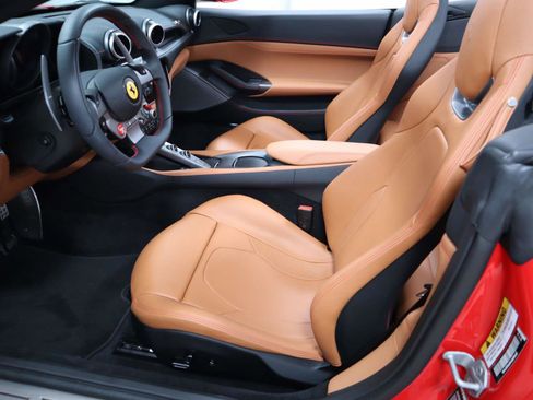 Certified 2023 Ferrari Portofino M RWD image 23