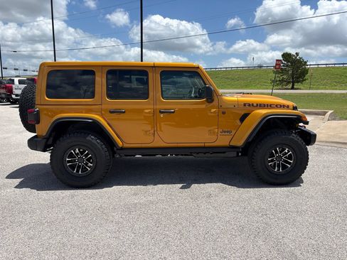 New 2026 Jeep Wrangler Unlimited Rubicon AWD/4WD image 7
