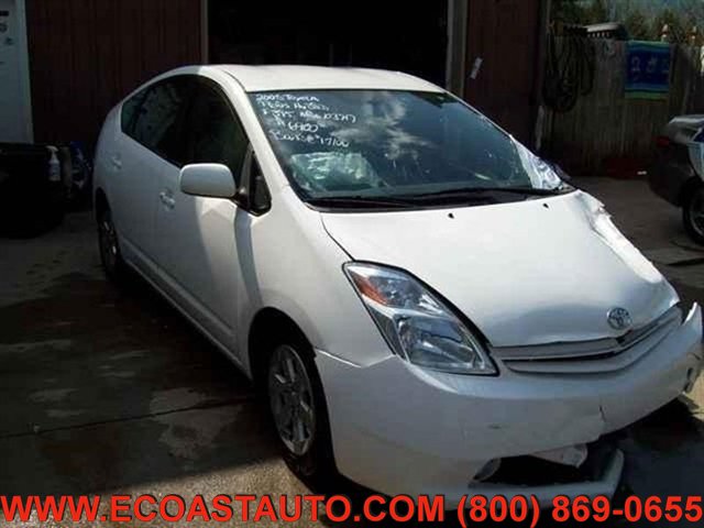 Used 2005 Toyota Prius w/ Pkg 5 FWD image 3