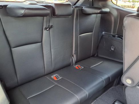 Used 2023 Toyota Highlander XSE FWD image 20
