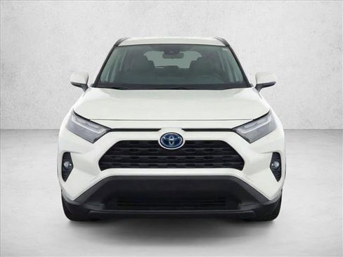 Used 2023 Toyota RAV4 LE image 2