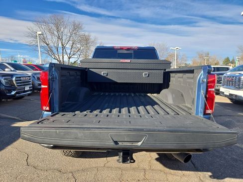 Used 2024 Chevrolet Silverado 2500 ZR2 w/ Technology Package image 21