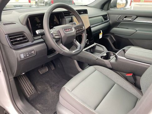 New 2026 GMC Terrain AT4 w/ LPO, Black Badging Package AWD/4WD image 26