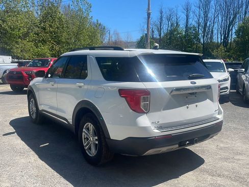 Used 2021 Ford Explorer XLT w/ Equipment Group 202A AWD/4WD image 5