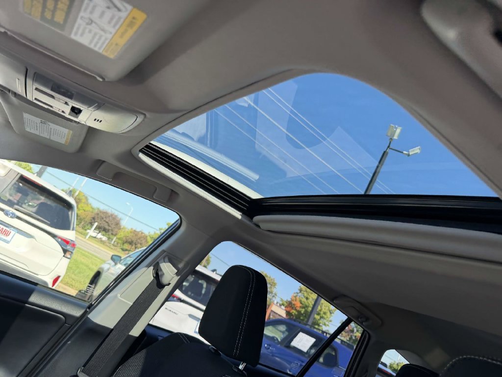 Used 2018 Toyota RAV4 XLE w/ Convenience Package AWD/4WD image 19