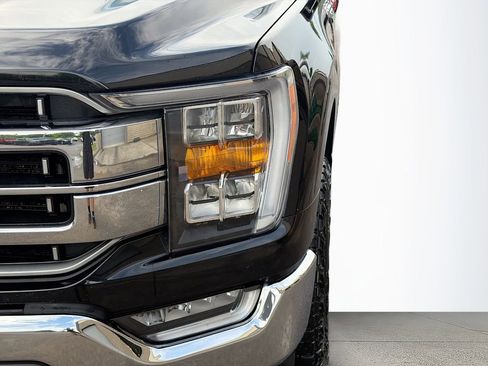 Used 2023 Ford F150 Lariat AWD/4WD image 10