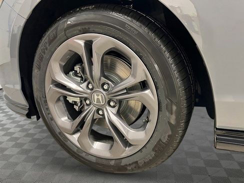 New 2025 Honda Accord EX-L image 12