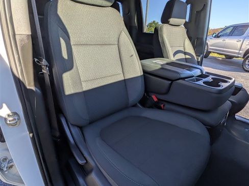 Used 2021 Chevrolet Silverado 2500 LT w/ Convenience Package image 22