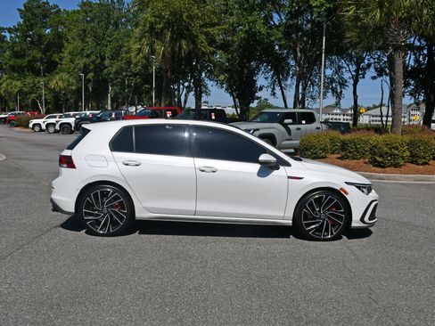 Used 2022 Volkswagen GTI Autobahn FWD image 5