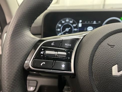 Certified 2024 Kia Seltos SX image 18